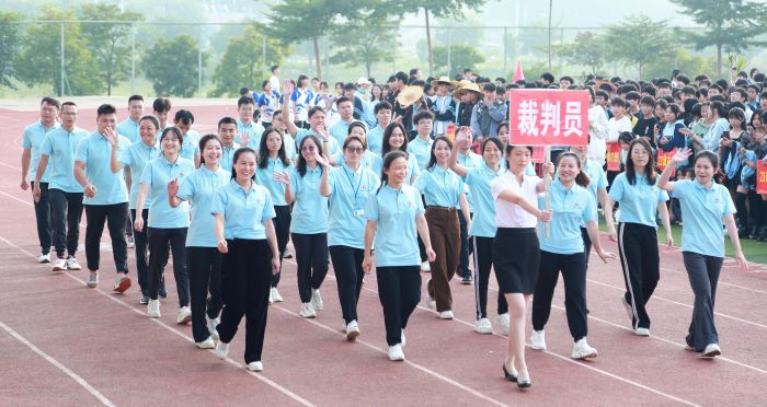 5.裁判员队.jpg